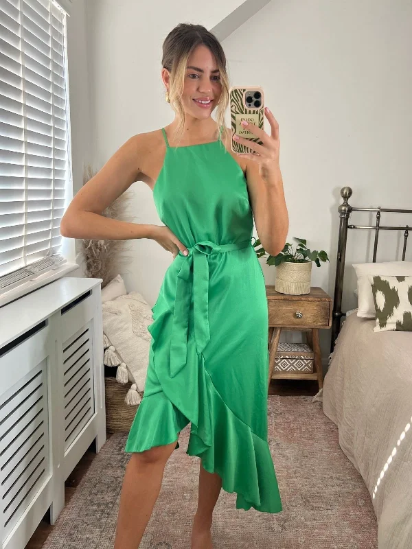 Midi dresses with patchwork patterns for a one - of - a - kind style Ariana Halter Frill Dress / Vivid Green Midi dresses with patchwork patterns for a one - of - a - kind style Ariana Halter Frill Dress / Vivid Green