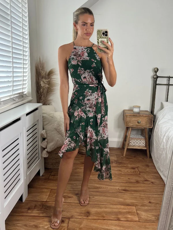 Midi dresses with polka dot prints for a playful summer outfit Ariana Halter Frill Dress / Chiffon Green Floral Midi dresses with polka dot prints for a playful summer outfit Ariana Halter Frill Dress / Chiffon Green Floral
