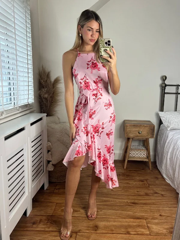 Midi dresses with ruffled sleeves for a more feminine and voluminous look Ariana Halter Frill Dress / Blush Floral