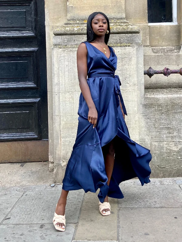 Sleeveless midi dresses with lace details for summer weddings Orla Navy Satin Wrap Midi Dress Sleeveless midi dresses with lace details for summer weddings Orla Navy Satin Wrap Midi Dress