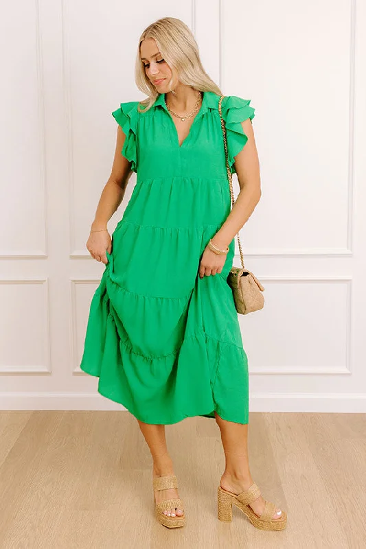 Midi dresses with satin - finish fabrics for a luxurious feel Sunny Spritzer Tiered Midi Dress in Kelly Green