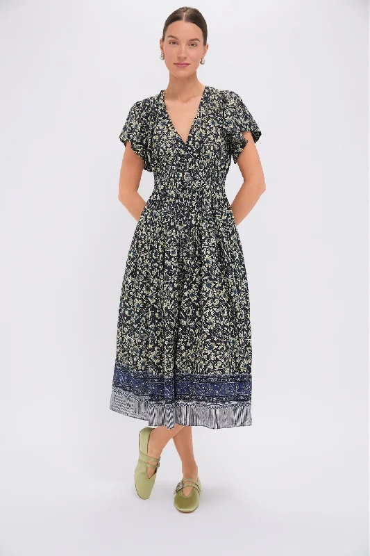 Midi dresses with gathered skirts for a full and flowing silhouette Raven Lyria Dress Midi dresses with gathered skirts for a full and flowing silhouette Raven Lyria Dress