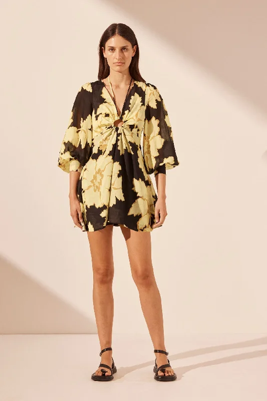 Mini dresses with beaded embellishments for a fancy event LUCIA LONG SLEEVE KEYHOLE RUCHED MINI DRESS Mini dresses with beaded embellishments for a fancy event LUCIA LONG SLEEVE KEYHOLE RUCHED MINI DRESS