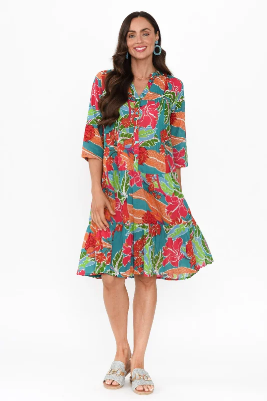 Midi dresses with cotton - blend materials for everyday comfort Larissa Emerald Tropical Cotton Pleated Dress Midi dresses with cotton - blend materials for everyday comfort Larissa Emerald Tropical Cotton Pleated Dress