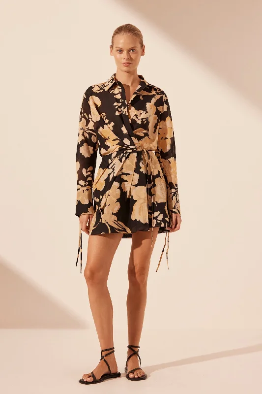 Mini dresses with gathered skirts for a voluminous effect XENIA DRAPED SHIRT MINI DRESS Mini dresses with gathered skirts for a voluminous effect XENIA DRAPED SHIRT MINI DRESS