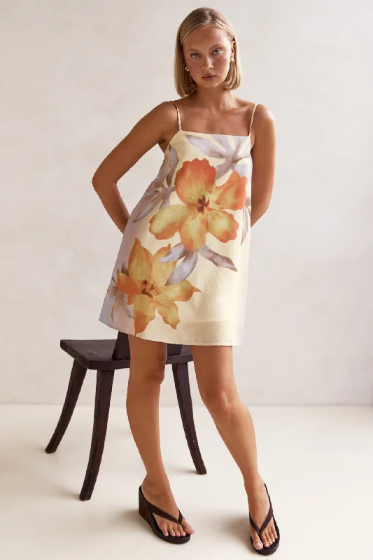 Mini dresses with pocket details for added functionality Lily Mini Dress (Butter)