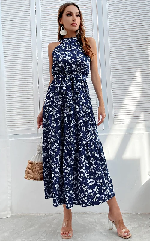 Midi dresses with pleated skirts for a timeless and elegant appeal Weißes Little Flora – Maxi-Lagenkleid mit Neckholder-Ausschnitt in Marine Midi dresses with pleated skirts for a timeless and elegant appeal Weißes Little Flora – Maxi-Lagenkleid mit Neckholder-Ausschnitt in Marine