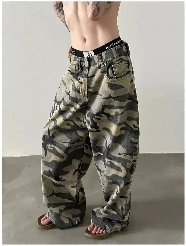 Skinny women jeans with a form - fitting designCamo Print Washed Jeans