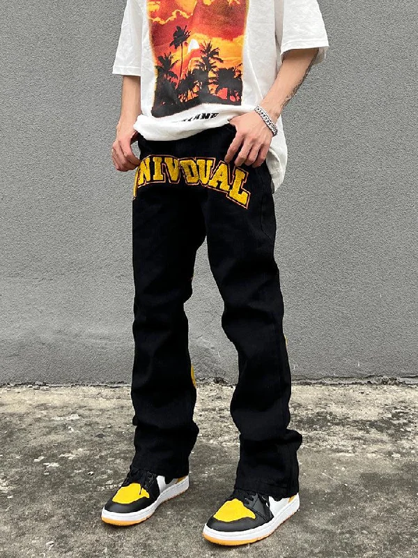 Acid - wash women jeans with a retro finishEmbroidery Letters Flared Jeans