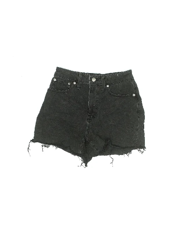 Plus Size Women's Denim Cut - off Shorts with Frayed Edges for a Casual and Laid - Back VibeHigh-Rise Denim Shorts