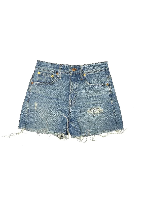 Women's Printed Tropical Patterned Shorts in Turquoise for a Beachy and Fun LookHigh-Rise Denim Shorts in Light Wash