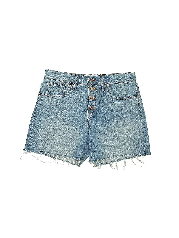 Plus Size Women's Drawstring Linen - Blend Shorts in Beige for a Relaxing VacationHigh-Rise Denim Shorts in Medium Wash Plus Size Women's Drawstring Linen - Blend Shorts in Beige for a Relaxing VacationHigh-Rise Denim Shorts in Medium Wash