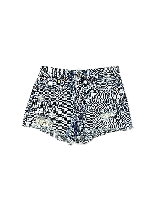 Women's Leather - Look Faux Leather Shorts in Black for an Edgy and Bold AppearanceHigh-Rise Denim Shorts in Medium Wash