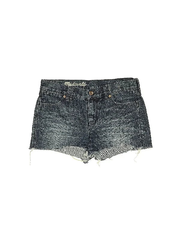 Women's Printed Tropical Patterned Shorts in Turquoise for a Beachy and Fun LookHigh-Rise Denim Shorts in Medium Wash