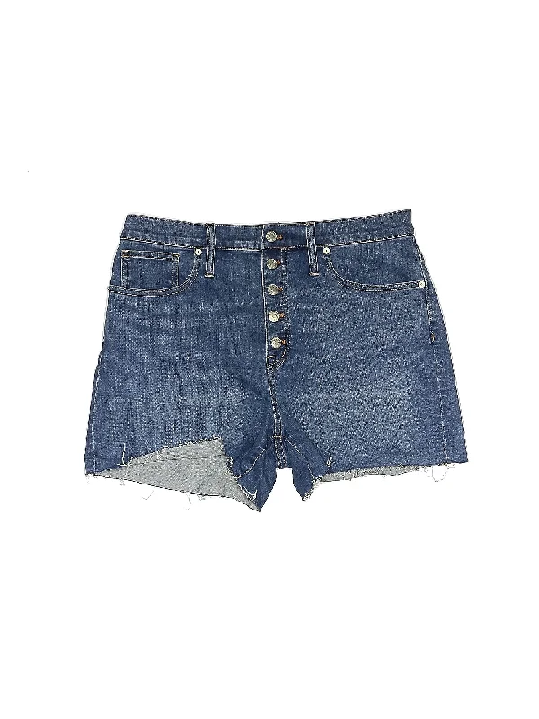 Plus Size Women's Stretch Cotton Athletic Shorts with Side Pockets for Workout SessionsHigh-Rise Denim Shorts in Medium Wash