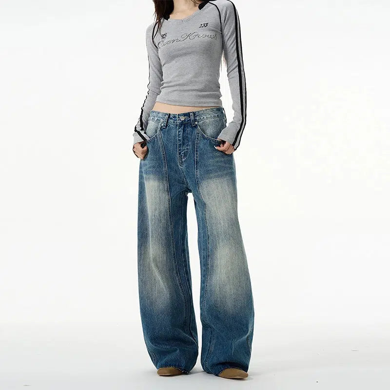 High - rise flare women jeans for a 70s - inspired lookHigh Street Wide-leg Jeans