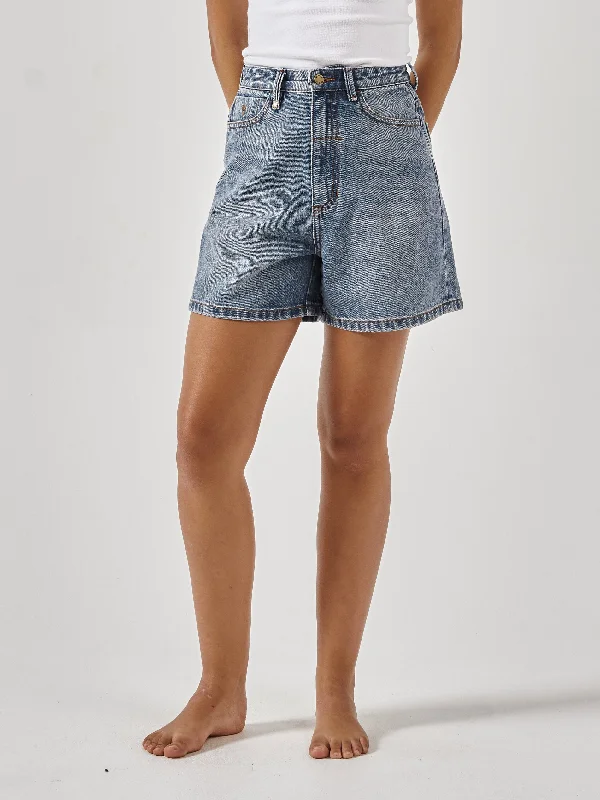 Plus Size Women's Stretch Cotton Athletic Shorts with Side Pockets for Workout SessionsKoko Short - Weathered Blue