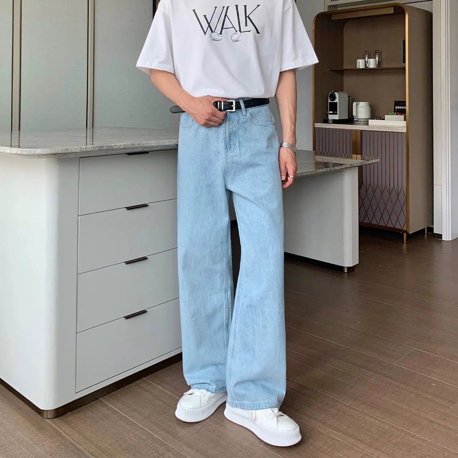 High - rise flare women jeans for a 70s - inspired lookLight Blue Straight-leg Jeans High - rise flare women jeans for a 70s - inspired lookLight Blue Straight-leg Jeans