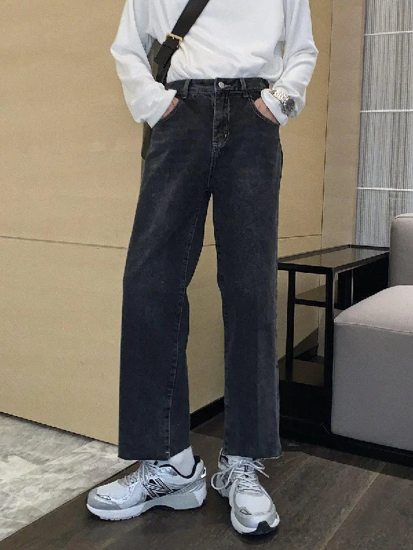 Acid - wash women jeans with a retro finishLoose Straight Casual Jeans