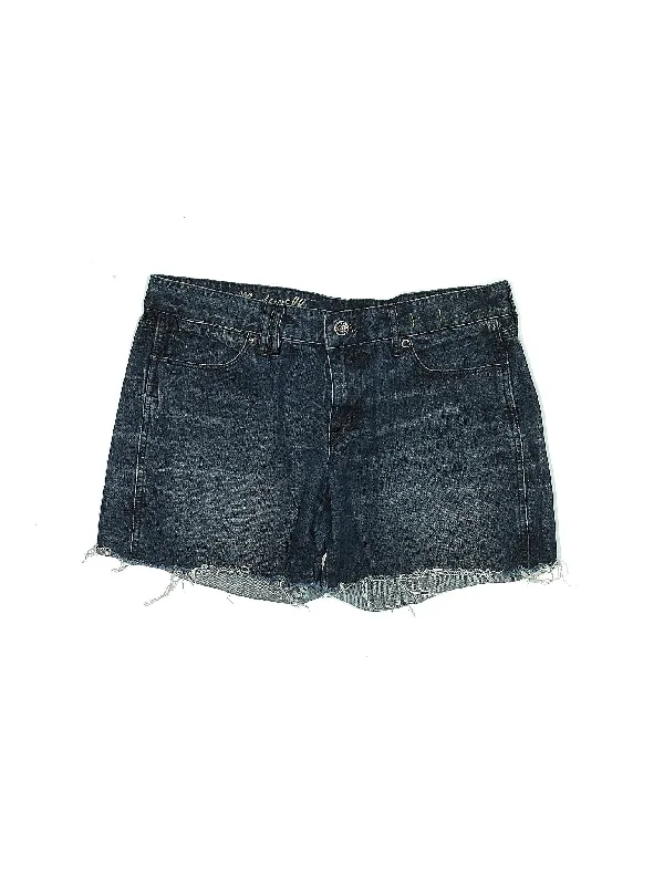 High - Waisted Plus Size Women's Denim Shorts with Distressed Details for a Trendy LookLow-Rise Denim Shorts in Dark Wash High - Waisted Plus Size Women's Denim Shorts with Distressed Details for a Trendy LookLow-Rise Denim Shorts in Dark Wash