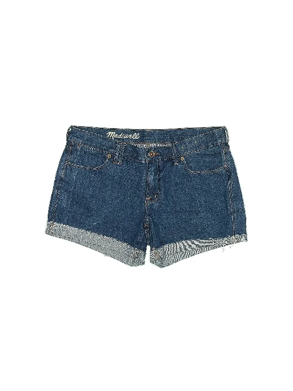 Plus Size Women's Drawstring Linen - Blend Shorts in Beige for a Relaxing VacationLow-Rise Denim Shorts in Medium Wash Plus Size Women's Drawstring Linen - Blend Shorts in Beige for a Relaxing VacationLow-Rise Denim Shorts in Medium Wash