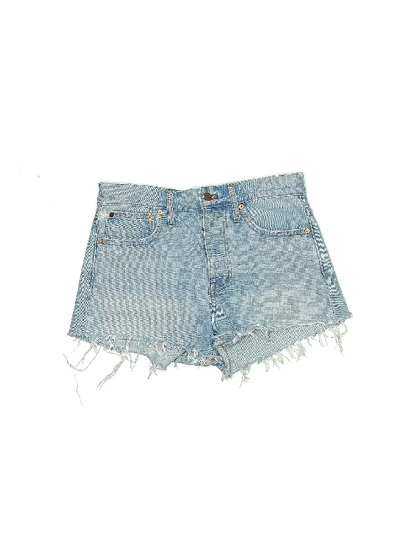 Plus Size Women's Stretch Cotton Athletic Shorts with Side Pockets for Workout SessionsMid-Rise Denim Shorts in Light Wash