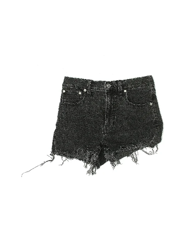 Plus Size Women's Elastic Waistband Linen Shorts in Navy Blue for a Comfortable Everyday OptionMid-Rise Denim Shorts in Medium Wash