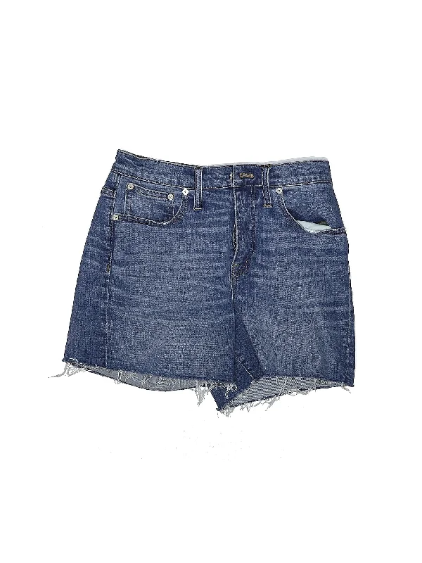 Plus Size Women's Denim Cut - off Shorts with Frayed Edges for a Casual and Laid - Back VibeMid-Rise Denim Shorts in Medium Wash