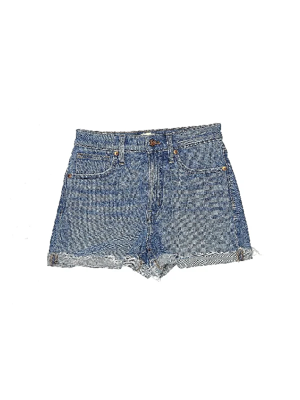 Women's Printed Floral Linen Shorts in Pastel Colors for a Summer Beach OutfitMid-Rise Denim Shorts in Medium Wash