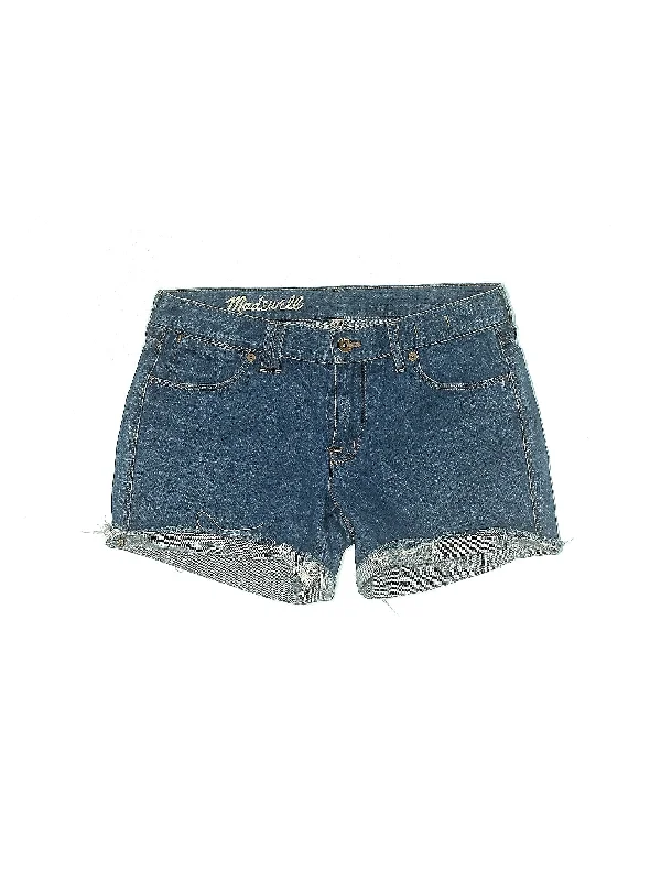 Plus Size Women's Stretch Cotton Athletic Shorts with Side Pockets for Workout SessionsMid-Rise Denim Shorts in Medium Wash