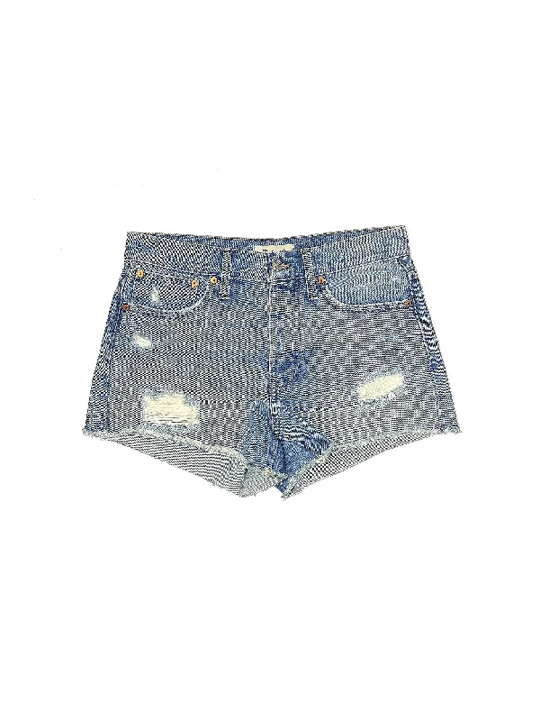 Plus Size Women's Denim Bermuda Shorts in Dark Wash for a Classic and Sophisticated StyleMid-Rise Denim Shorts in Medium Wash