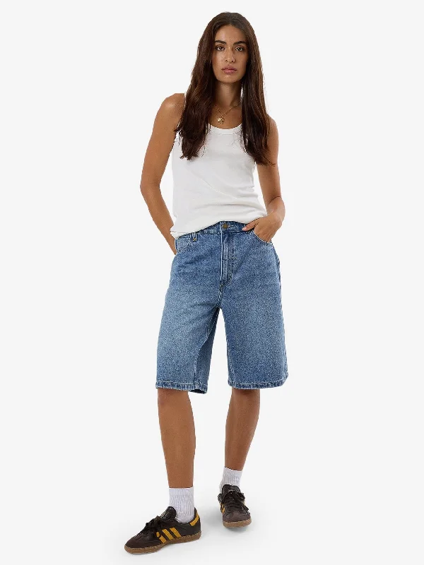 High - Waisted Plus Size Women's Denim Shorts with Distressed Details for a Trendy LookSyd Short - Dark Dust Blue