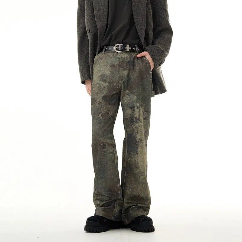 High - waisted women jeans for a flattering silhouetteWashed Distressed Camouflage Jeans