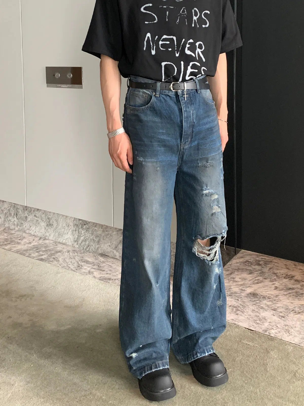 Embellished women jeans with studs or rhinestones for a glamorous touchWashed Ripped Double-sided Jeans