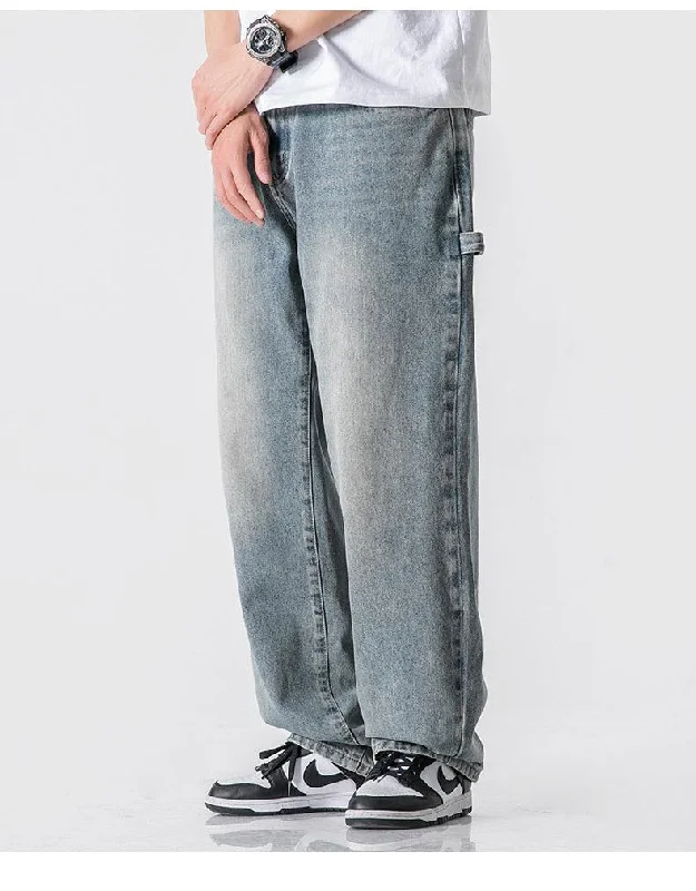 Skinny women jeans with a form - fitting designWashed Straight Fit Jeans