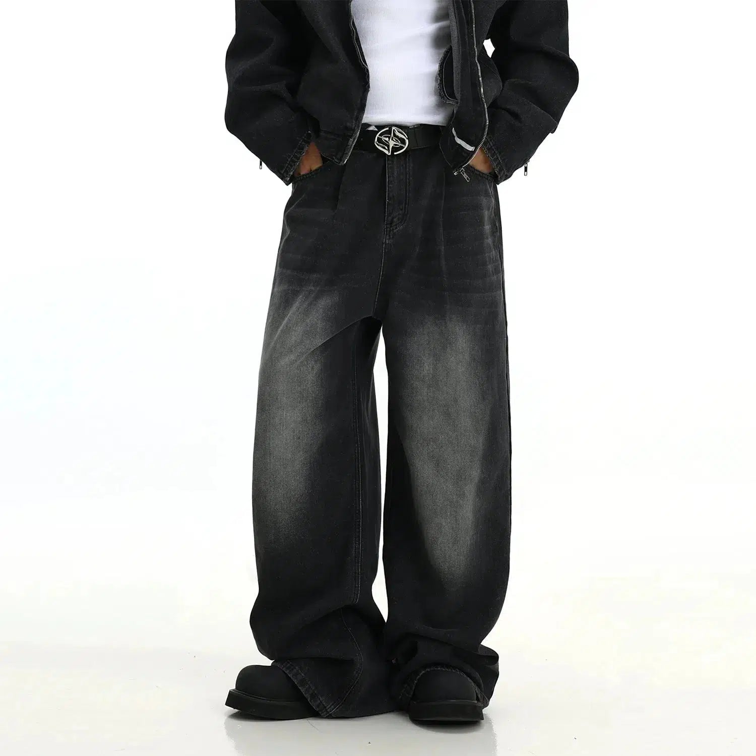 Skinny women jeans with a form - fitting designWide-Leg Distressed Washed Jeans