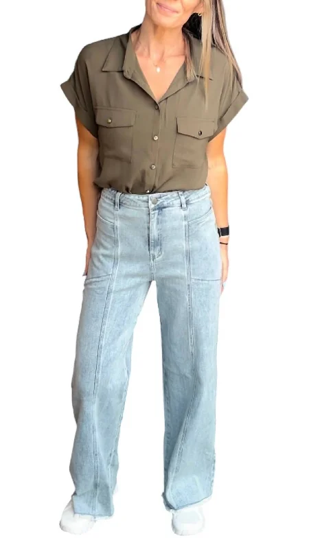 Stretch women jeans for enhanced mobility and comfortWomen's Wide Leg Jeans In Light Denim Stretch women jeans for enhanced mobility and comfortWomen's Wide Leg Jeans In Light Denim