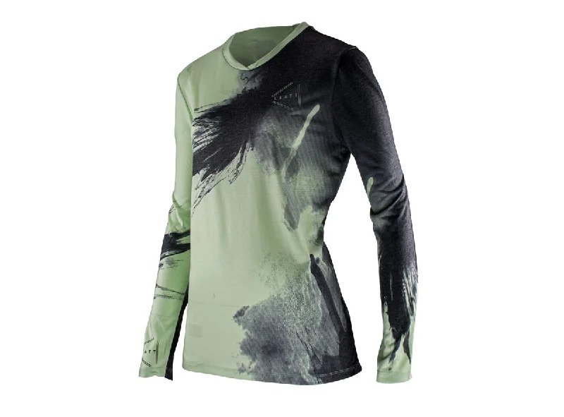 Women's jersey with a reflective strip for visibilityLeatt MTB Gravity 2.0 Long Sleeve Jersey - Womens - Mint - 2022 Women's jersey with a reflective strip for visibilityLeatt MTB Gravity 2.0 Long Sleeve Jersey - Womens - Mint - 2022