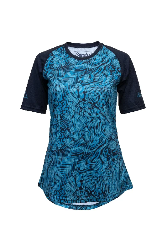 Breathable cotton women's jersey for everyday comfortSend It Women's Short Sleeved MTB Jersey | Betty