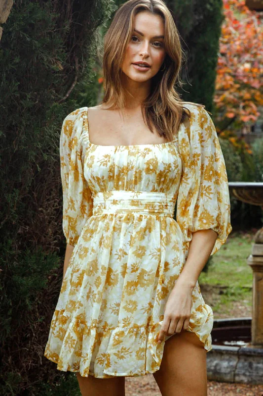 Long - Sleeve Women Dress in Velvet for a Luxurious Winter LookAbby Off-Shoulder Tie-Up Back Dress Floral Print Yellow
