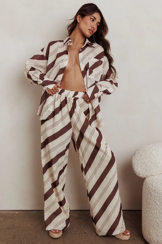 Wrap - Style Women Dress with Adjustable Fit for All Body TypesAlex Elastic Waist Striped Print Pant Cream/Cacao Wrap - Style Women Dress with Adjustable Fit for All Body TypesAlex Elastic Waist Striped Print Pant Cream/Cacao