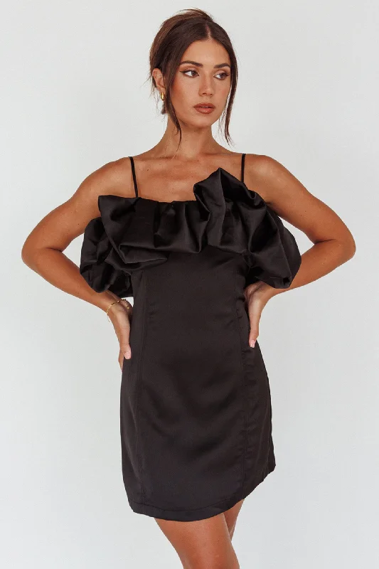 Pleated Women Dress with a Timeless and Elegant TextureAll The Drama Bubble Neckline Mini Dress Black Pleated Women Dress with a Timeless and Elegant TextureAll The Drama Bubble Neckline Mini Dress Black