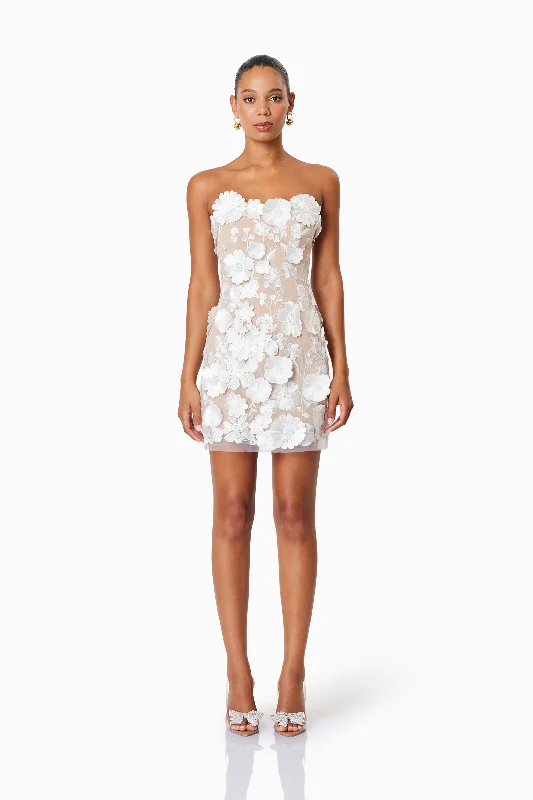 Plus Size Women Dress with a Flattering A - Line Cut for Comfort and StyleArabella Strapless Mini Dress In White Plus Size Women Dress with a Flattering A - Line Cut for Comfort and StyleArabella Strapless Mini Dress In White