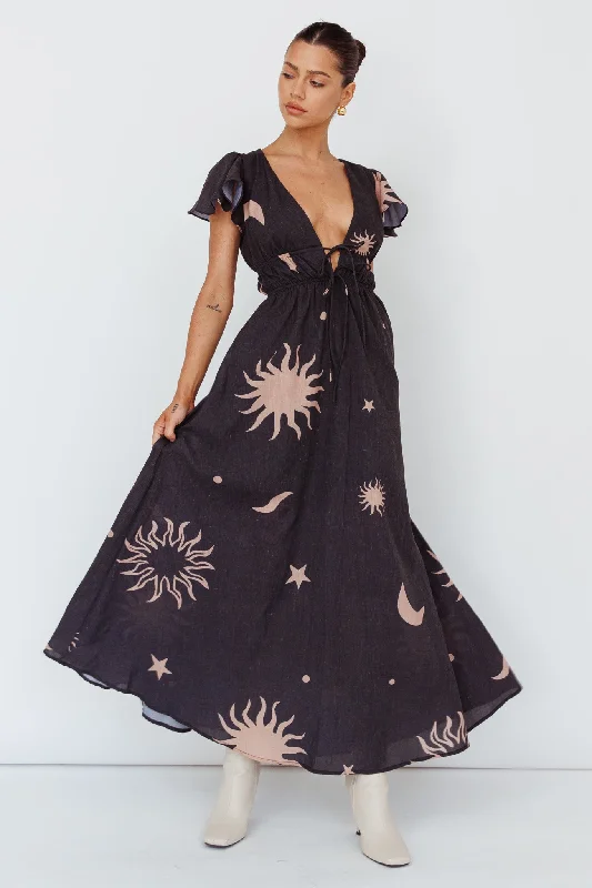 Sleeveless Women Dress in Bright Colors for Summer PartiesCarnivale Angel Sleeve Maxi Dress Black/Beige Sleeveless Women Dress in Bright Colors for Summer PartiesCarnivale Angel Sleeve Maxi Dress Black/Beige