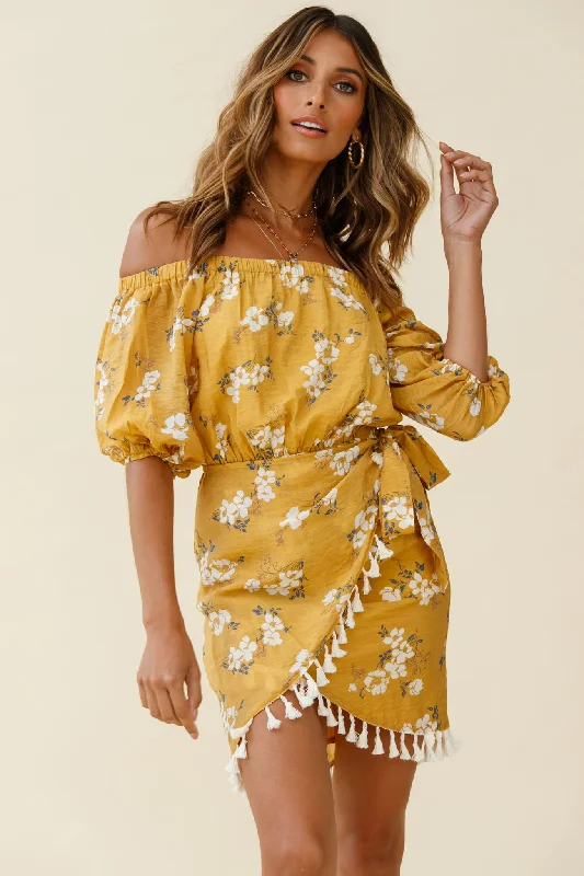 Mermaid - Style Women Dress with a Fitted Silhouette for Special OccasionsCayman Tassel Trim Wrap Dress Floral Print Mustard