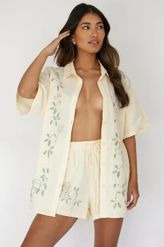Sleeveless Women Dress in Bright Colors for Summer PartiesCiao Ciao Embroidered Button-Up Shirt Butter