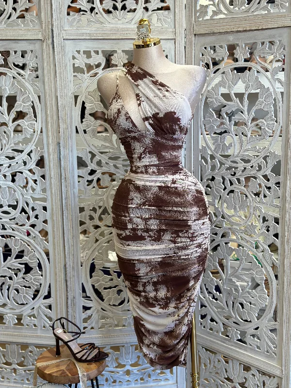 Shift Women Dress with a Simple and Classic Design for Everyday WearCutout One Sleeve Marble  Midi Dress- Stretchy, Estira
