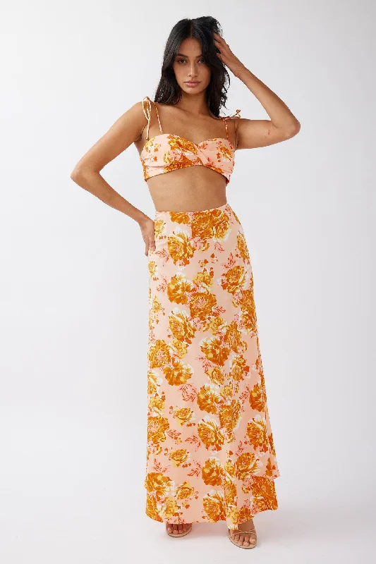 Ball Gown Women Dress with a Full Skirt for a Princess - like LookGabbi Maxi Skirt Floral Print Orange Ball Gown Women Dress with a Full Skirt for a Princess - like LookGabbi Maxi Skirt Floral Print Orange