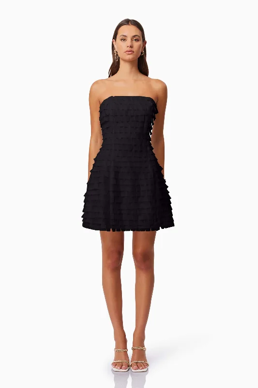 Backless Women Dress for a Sexy and Alluring Look at Evening EventsHailey Strapless Mini Party Dress In Black Backless Women Dress for a Sexy and Alluring Look at Evening EventsHailey Strapless Mini Party Dress In Black