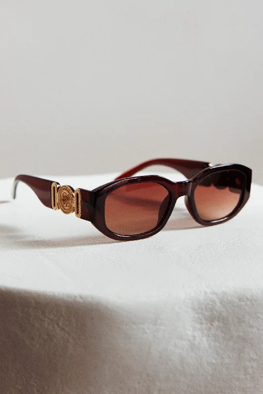 Shift Women Dress with a Simple and Classic Design for Everyday WearHeartfelt Square Sunglasses Brown Shift Women Dress with a Simple and Classic Design for Everyday WearHeartfelt Square Sunglasses Brown